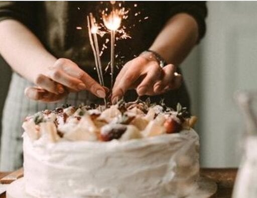 Fun Ideas For 30th Birthday-Cake baking spree