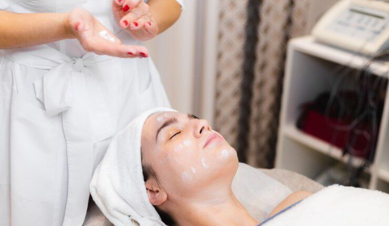 Facial Treatments Reveal Your Glowing Skin
